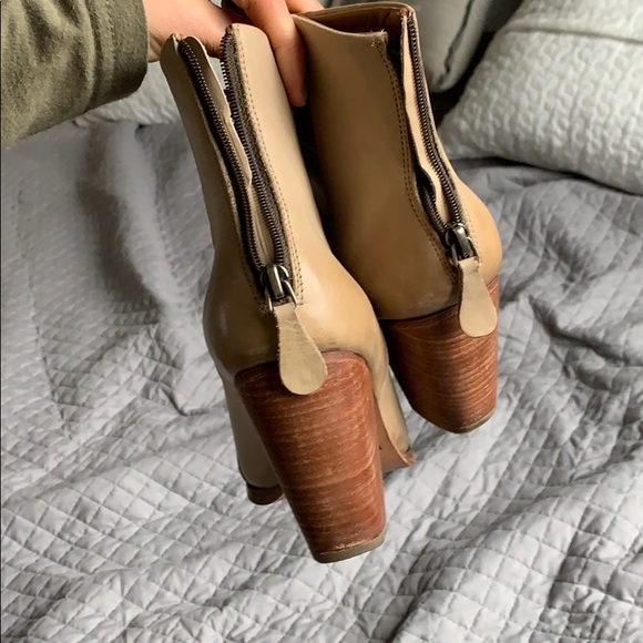 Fortress of Inca Micaela boot in cream, size 8 - Picture 5 of 9